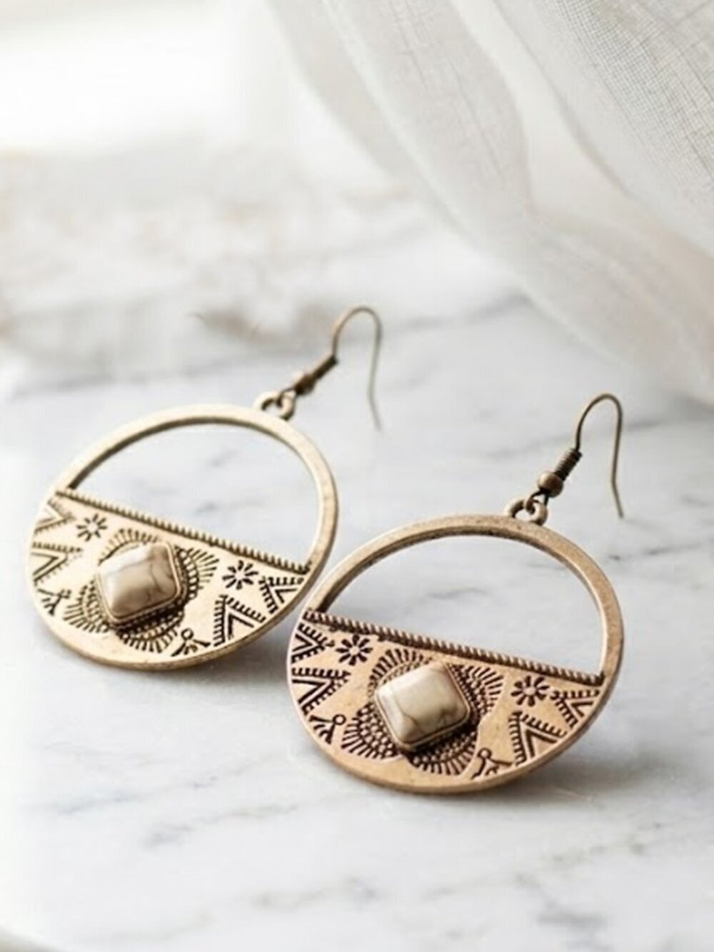 Bronze Gold Ethnic Round Ladies Dangle Earrings